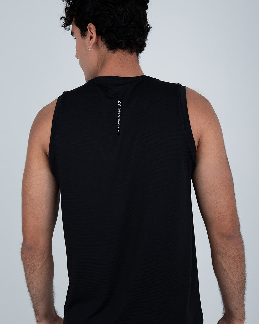 Camiseta MS Essentials Negra