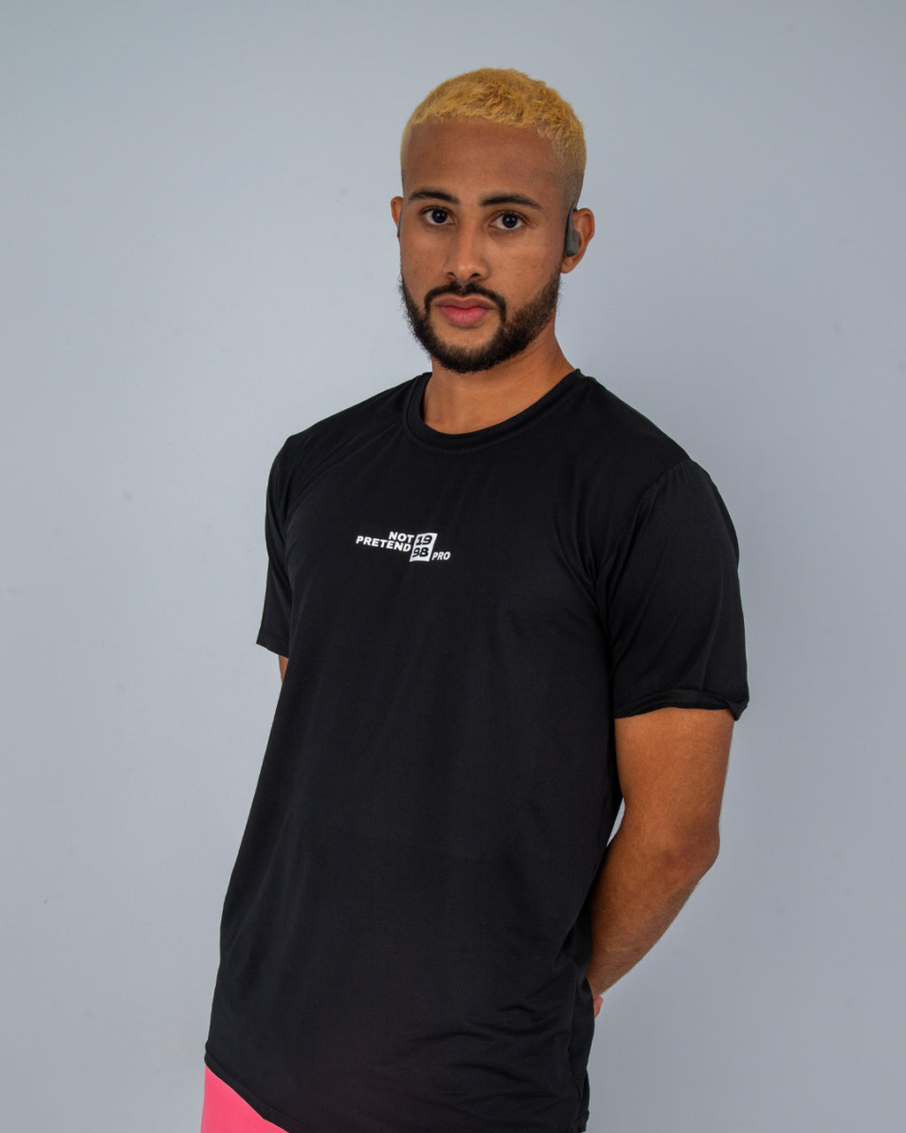 Camiseta MC Essentials Negro
