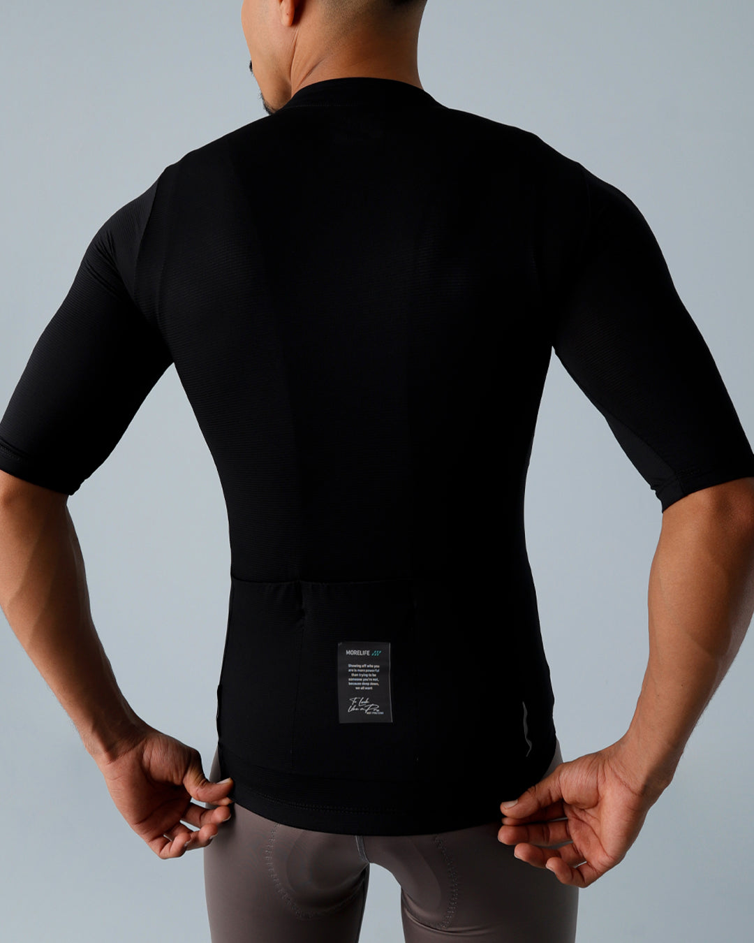 Jersey Essentials PRO Negro